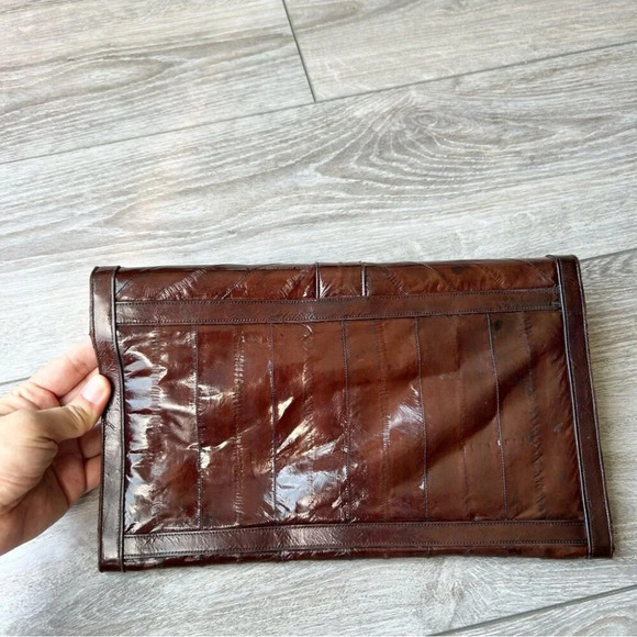 Vintage Eel Skin Brown Minimalist Boho Clutch Made in Korea - Picture 2 of 14